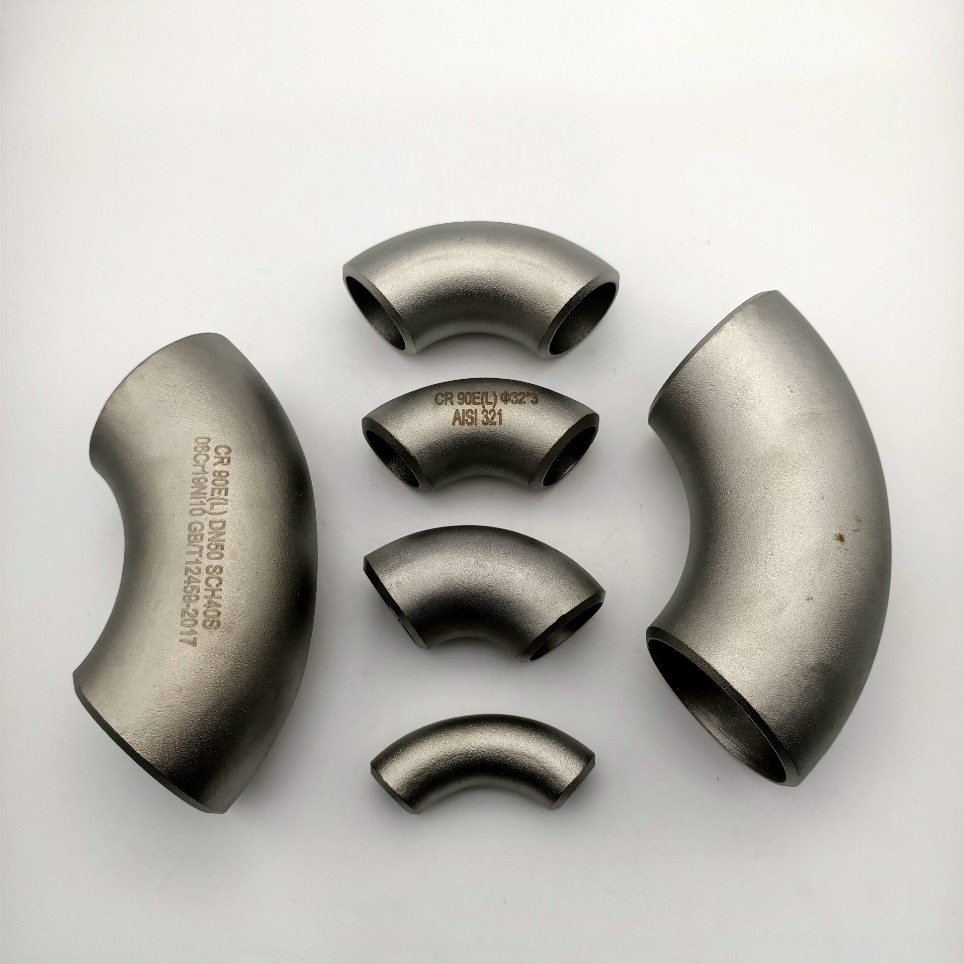 Butt-weld elbows 90 degree long radius with mill stenciling