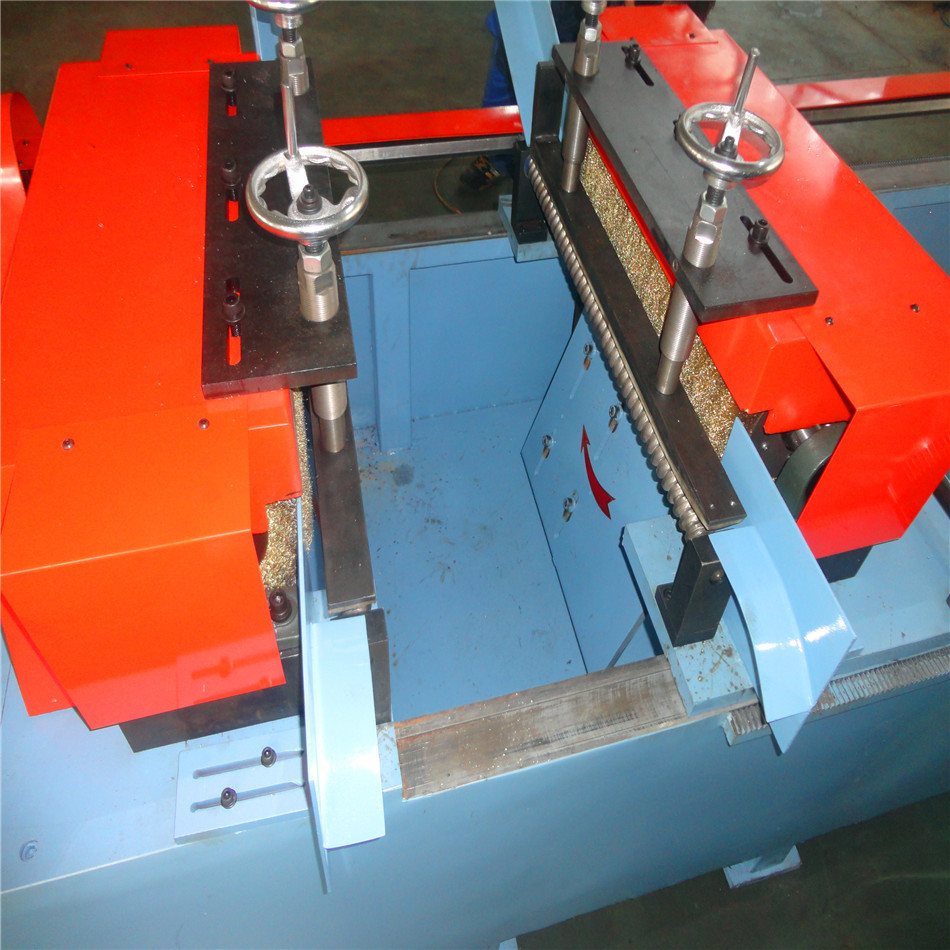 Pipe End Deburring